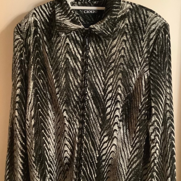 Vintage Women’s Full Zippered Evening Holiday Jacket Black Silver Print Size 16 - Picture 1 of 5